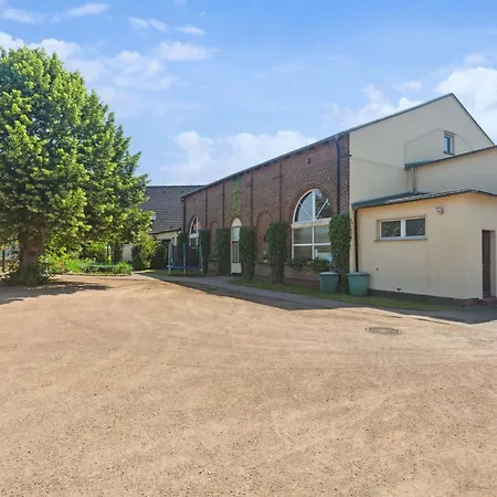 In Sued By Interhome Dessau-Rosslau