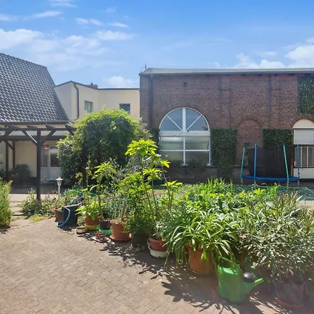 In Sued By Interhome